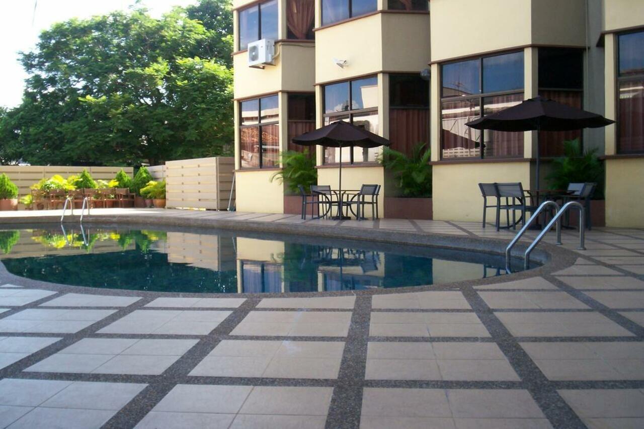 Hotel Grand Crystal Alor Setar Exterior photo