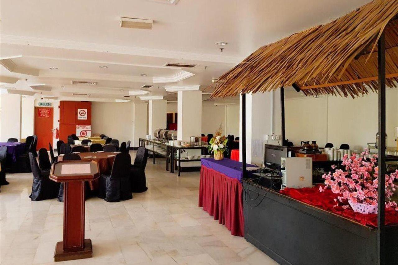 Hotel Grand Crystal Alor Setar Exterior photo